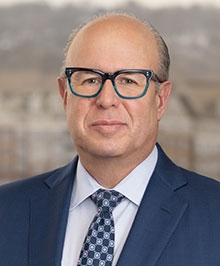  Scott B. Piekarsky 